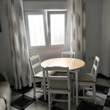 Appartamento Piso Calidad Precio Junto A La Playa De La Victoria Cadice