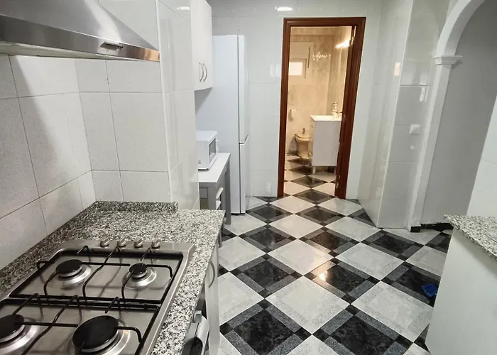 Piso Calidad Precio Junto A La Playa De La Victoria アパート *